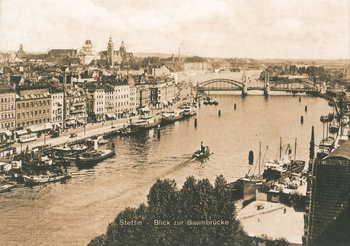 Pocztówka-reprint - Statki w Szczecinie około 1920 r.