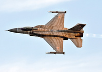 Pocztówka reklamowa 21x14,8 cm - Samolot wielozadaniowy Lockheed Martin F-16 Jastrząb